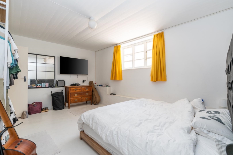 To Let 2 Bedroom Property for Rent in Vredehoek Western Cape